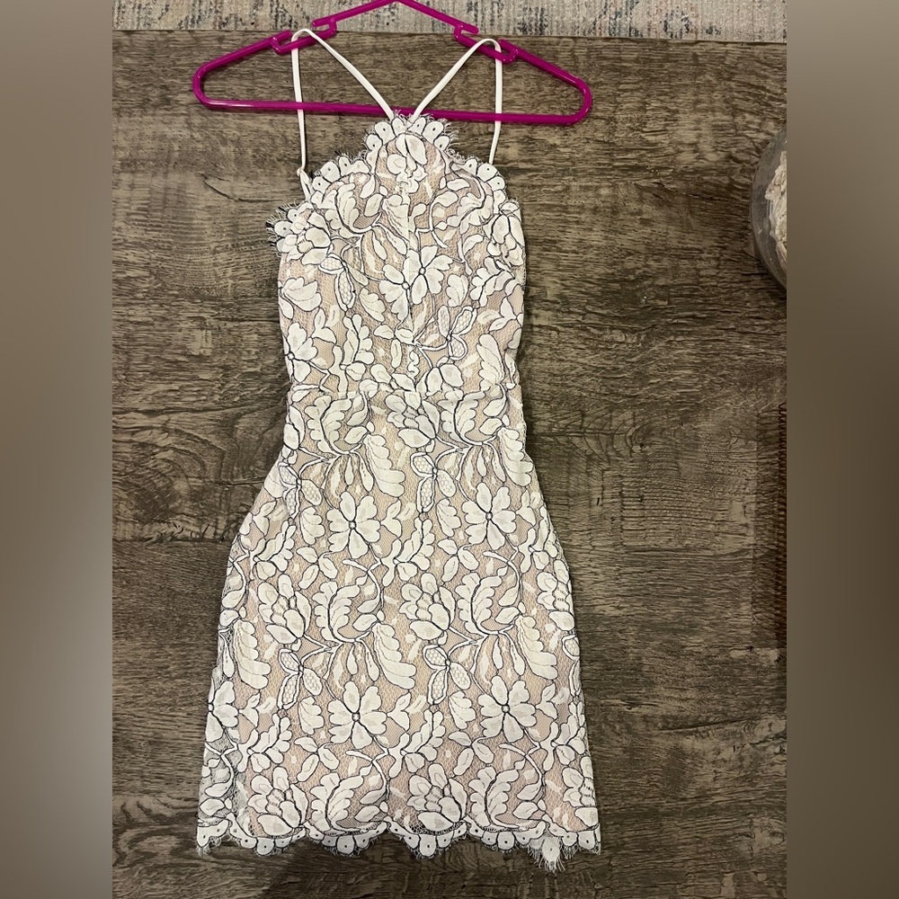 Lulu's Cream & White Strapless Lace Bodycon Dress